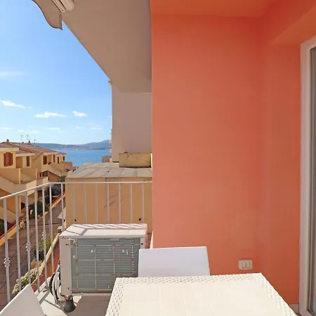 Apartment Barrettini -bilocale Con Terrazza Vista Mare - Argantino - Soluzioni Intelligenti - La Maddalena *